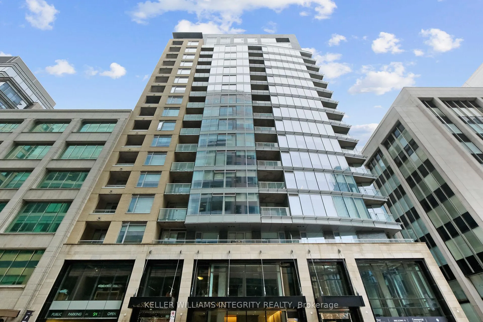 Front of Unit 1209, 101 Queen Street