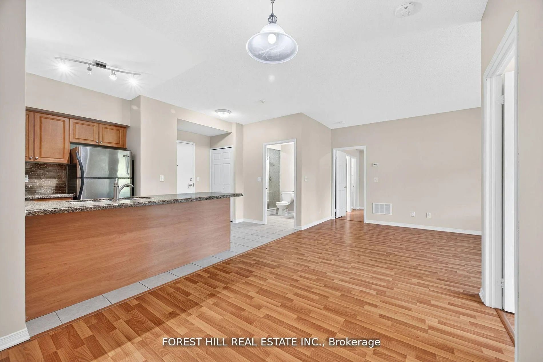 Photo 12 of Unit 308, 9451 Jane Street, Vaughan, Maple — HOMEH