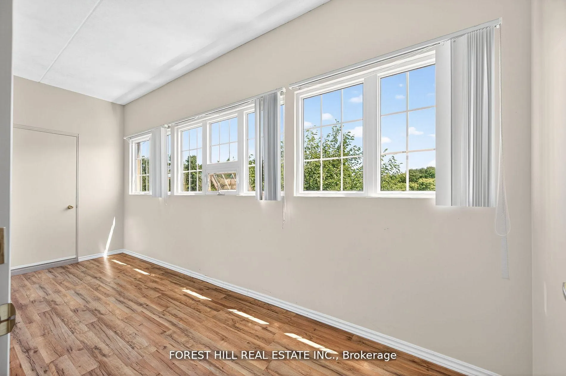 Photo 21 of Unit 308, 9451 Jane Street, Vaughan, Maple — HOMEH