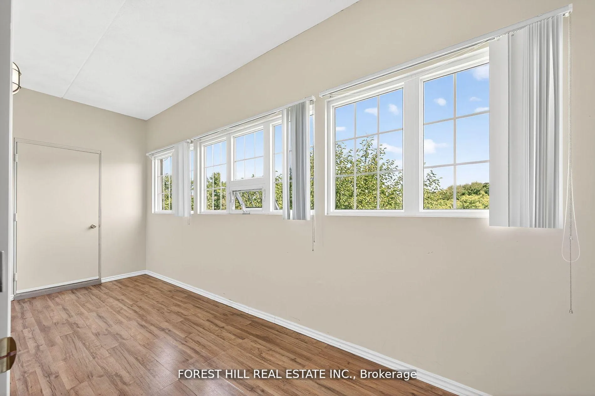 Photo 24 of Unit 308, 9451 Jane Street, Vaughan, Maple — HOMEH