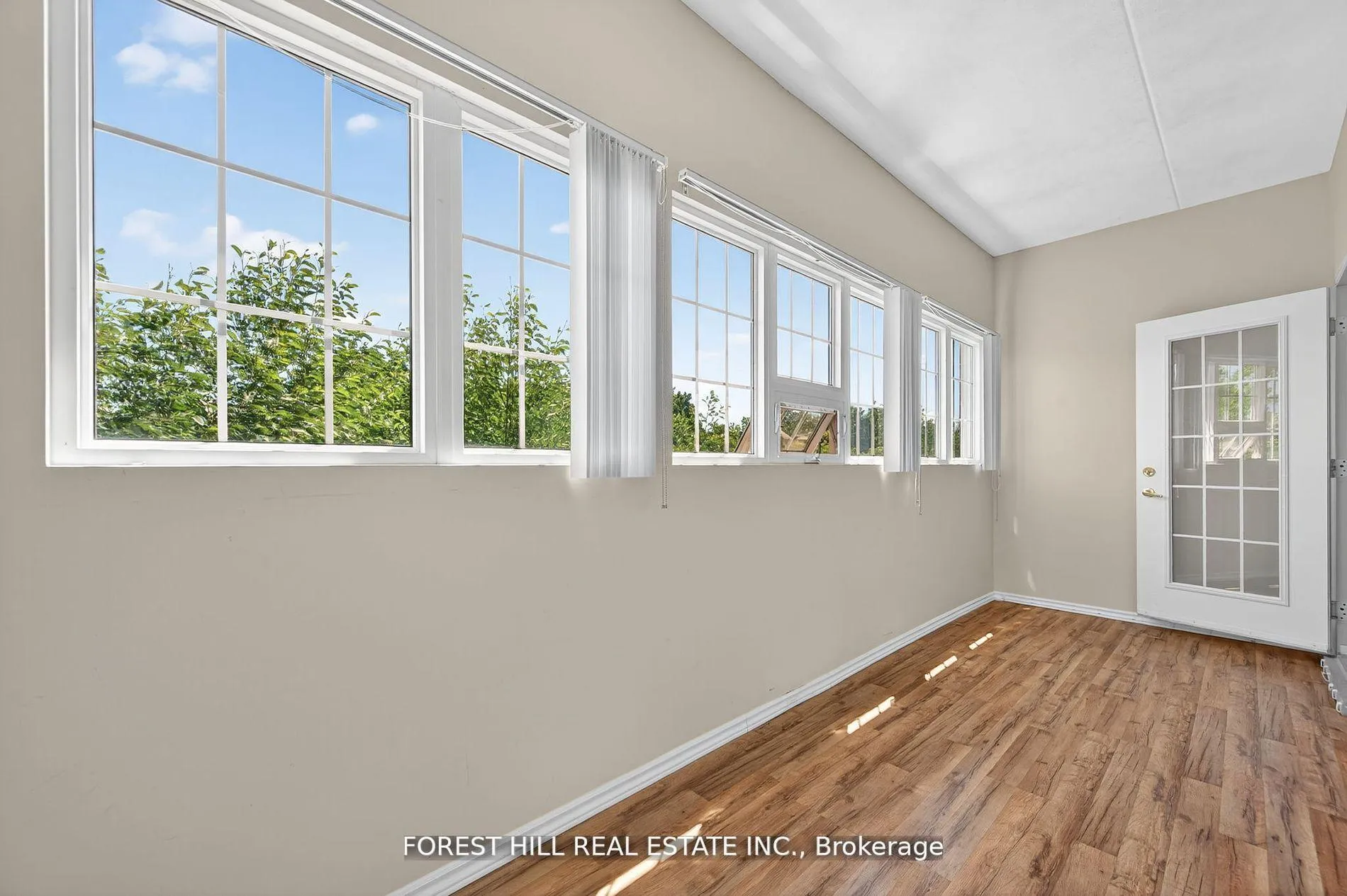 Photo 26 of Unit 308, 9451 Jane Street, Vaughan, Maple — HOMEH