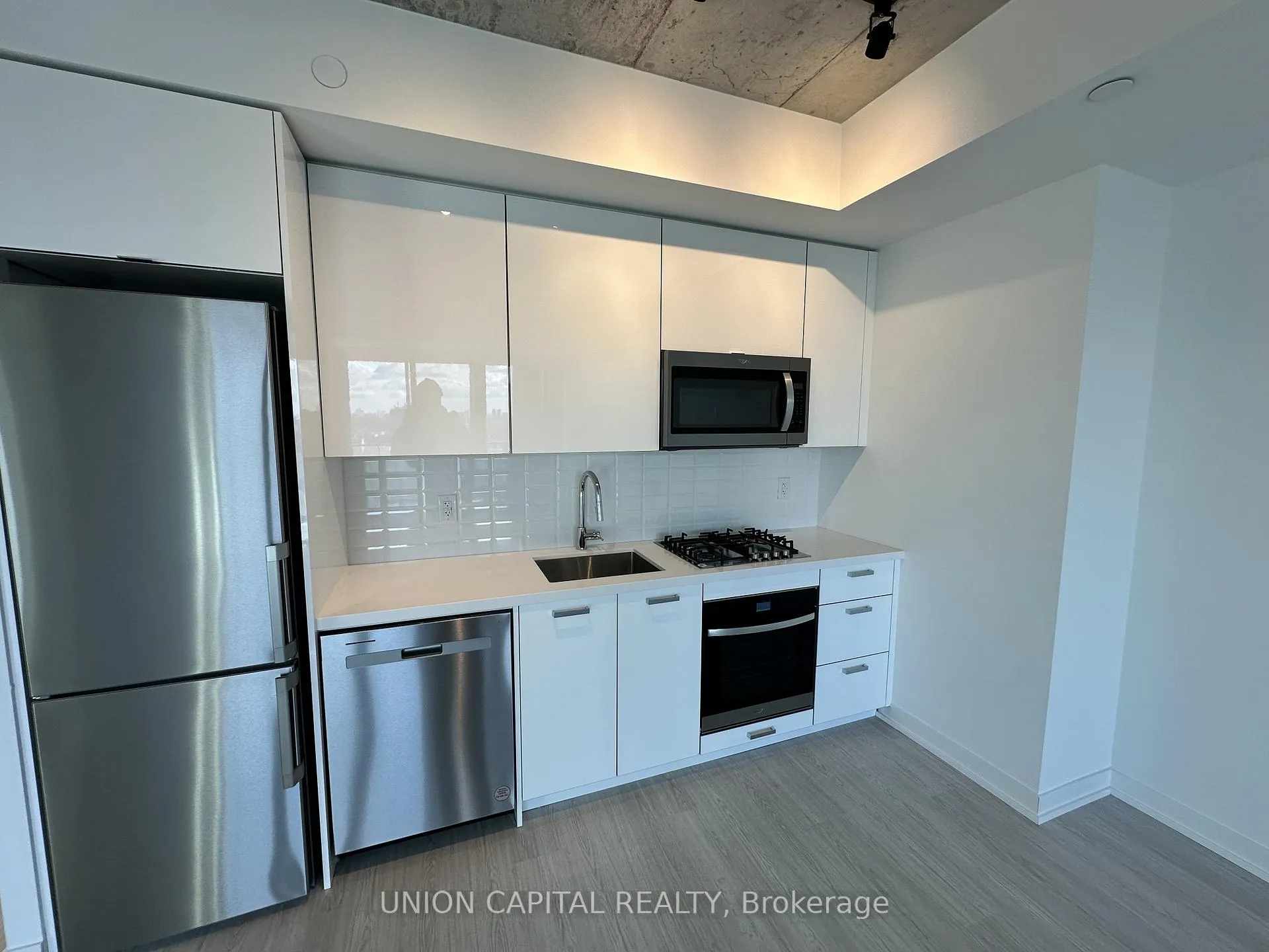 Photo 2 of Unit 1411, 195 McCaul Street, Toronto, Kensington-Chinatown — HOMEH