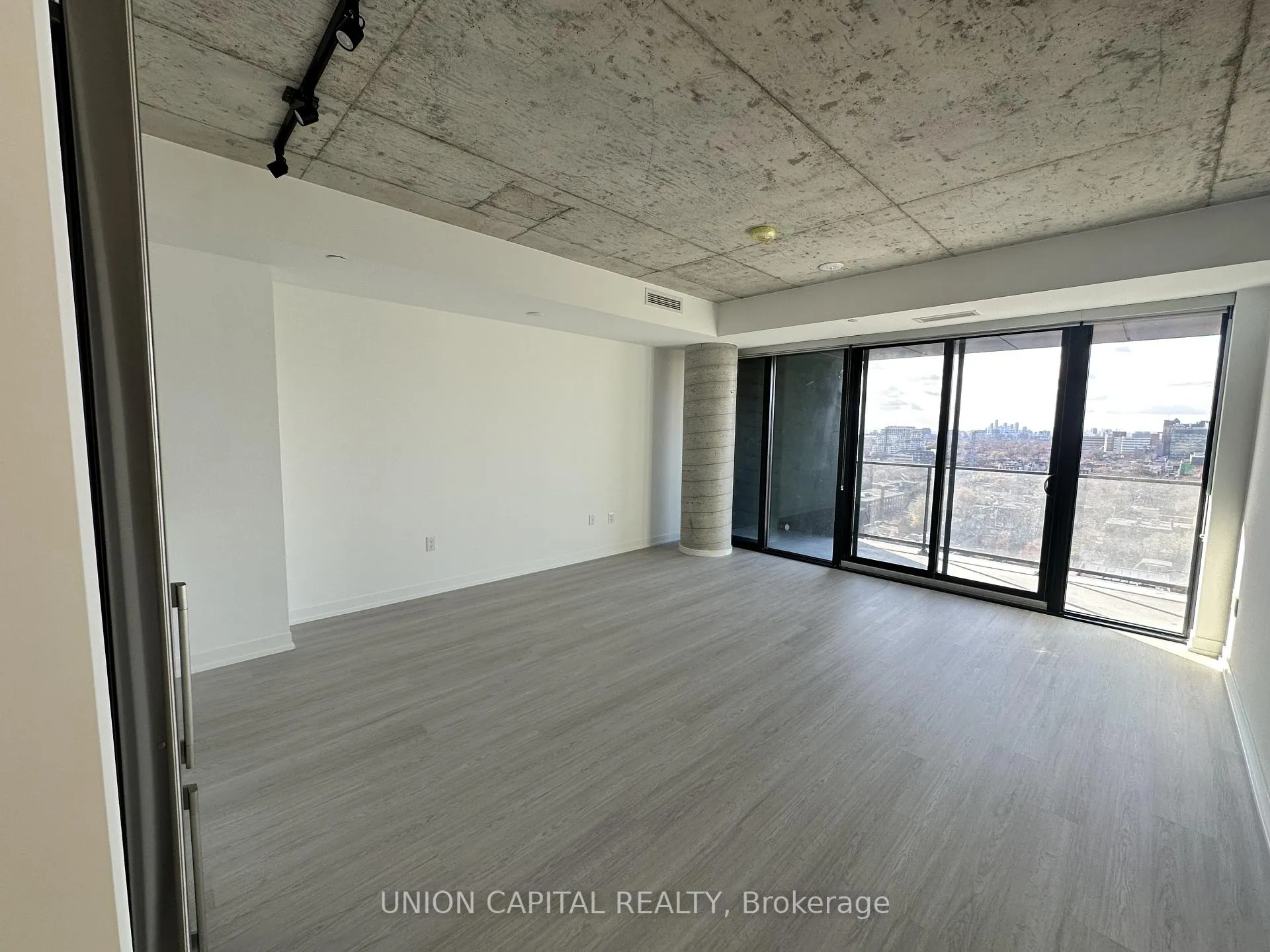 Photo 8 of Unit 1411, 195 McCaul Street, Toronto, Kensington-Chinatown — HOMEH