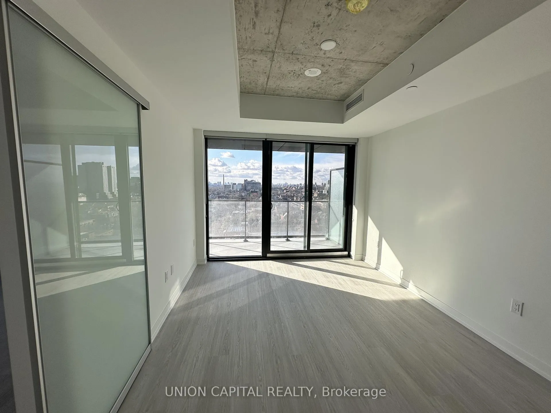 Photo 9 of Unit 1411, 195 McCaul Street, Toronto, Kensington-Chinatown — HOMEH
