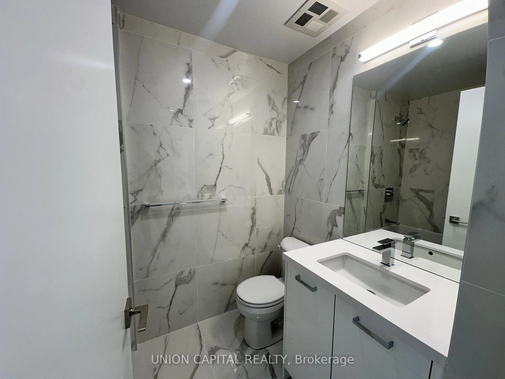 Photo 10 of Unit 1411, 195 McCaul Street, Toronto, Kensington-Chinatown — HOMEH