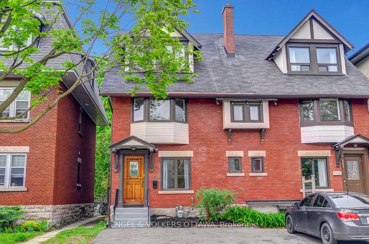 Photo 3 of 249 First Avenue, Ottawa, Glebe — HOMEH