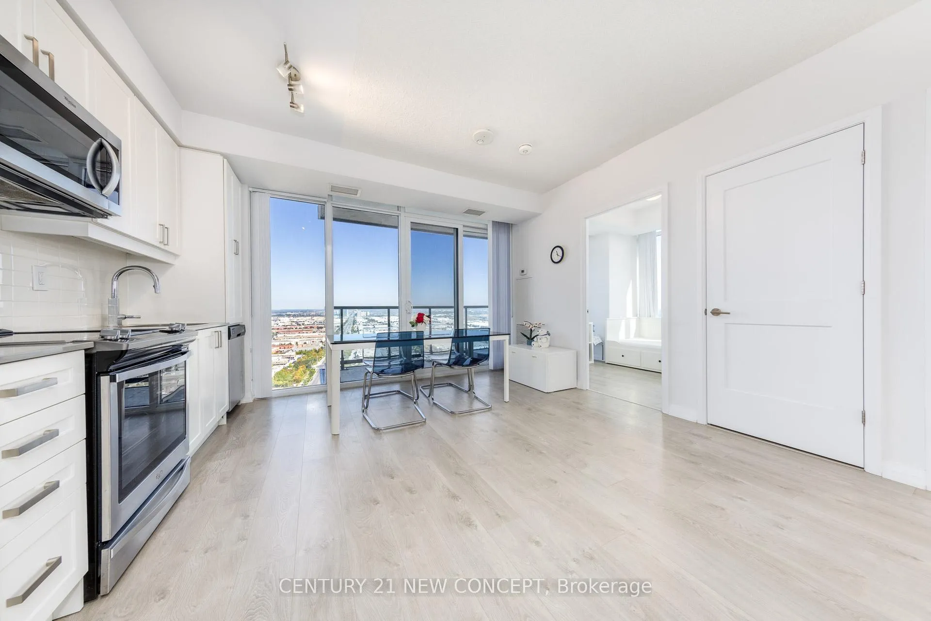 Photo 1 of Unit 3415, 7895 Jane Street, Vaughan, Concord — HOMEH