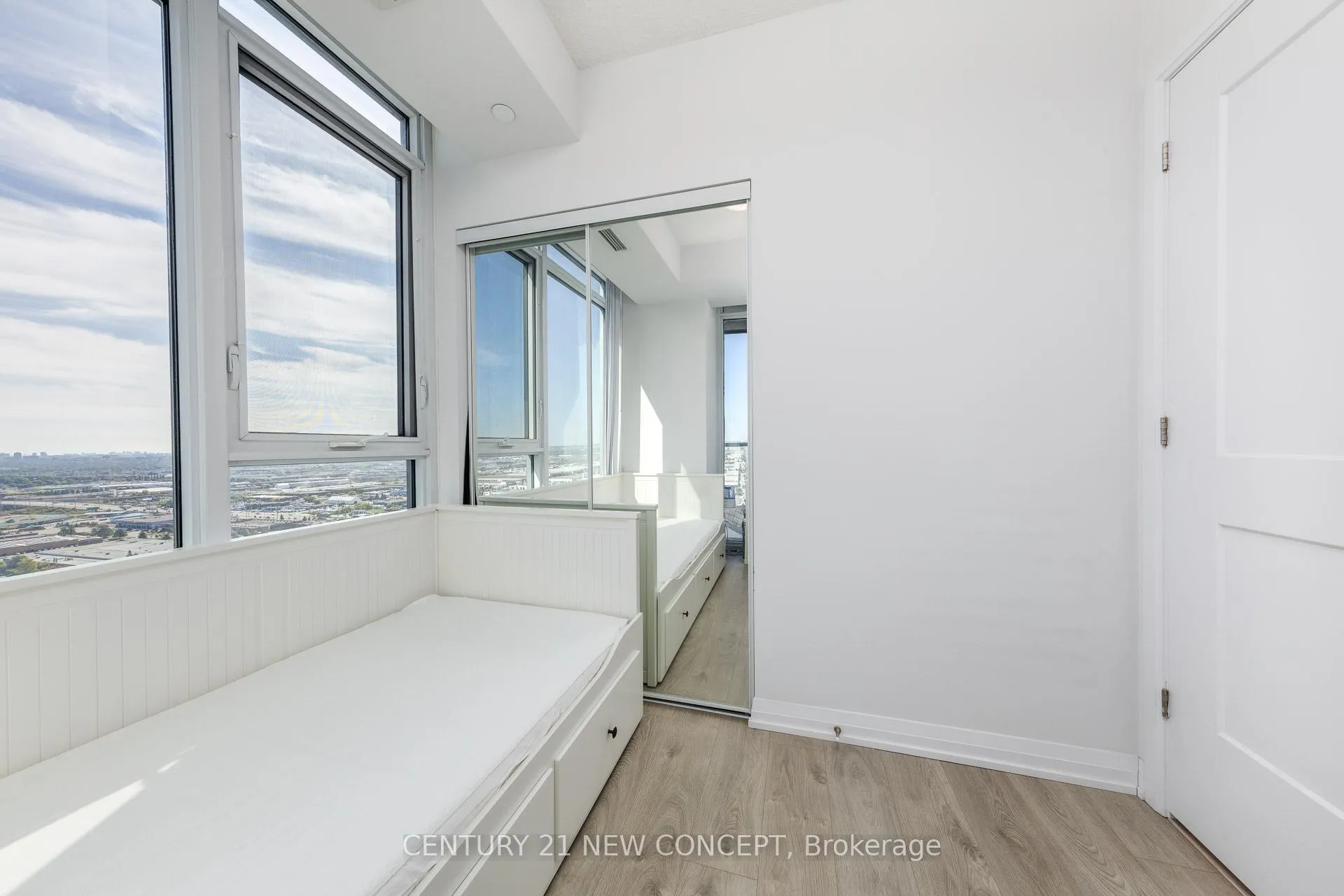 Photo 11 of Unit 3415, 7895 Jane Street, Vaughan, Concord — HOMEH