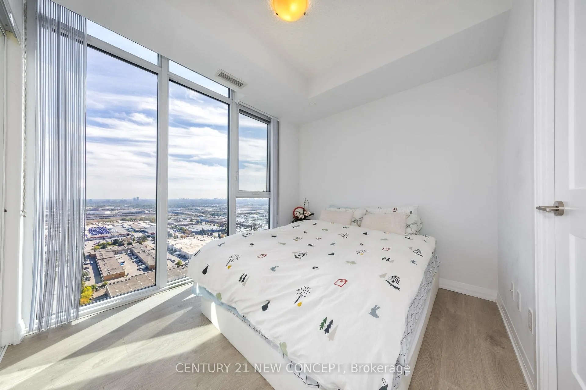 Photo 13 of Unit 3415, 7895 Jane Street, Vaughan, Concord — HOMEH