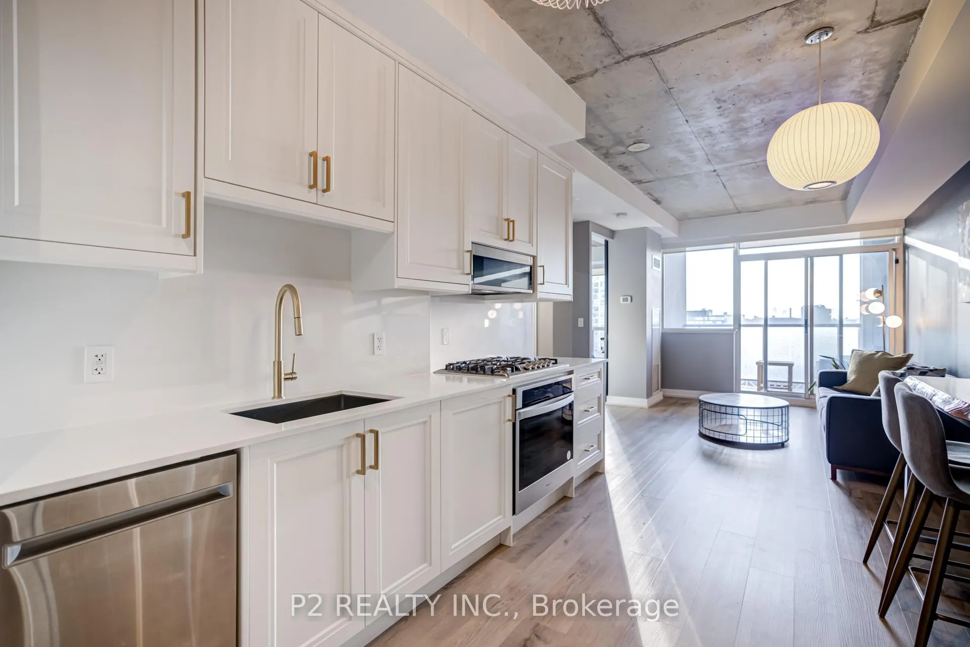 Photo 3 of Unit 1123, 1 Shaw Street, Toronto, Niagara — HOMEH