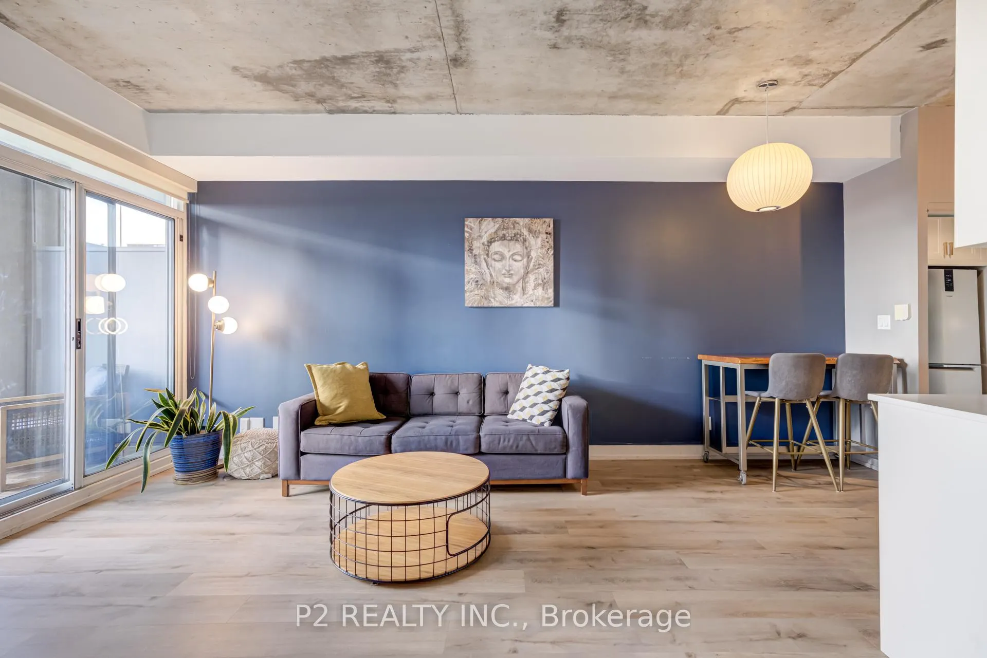 Photo 4 of Unit 1123, 1 Shaw Street, Toronto, Niagara — HOMEH