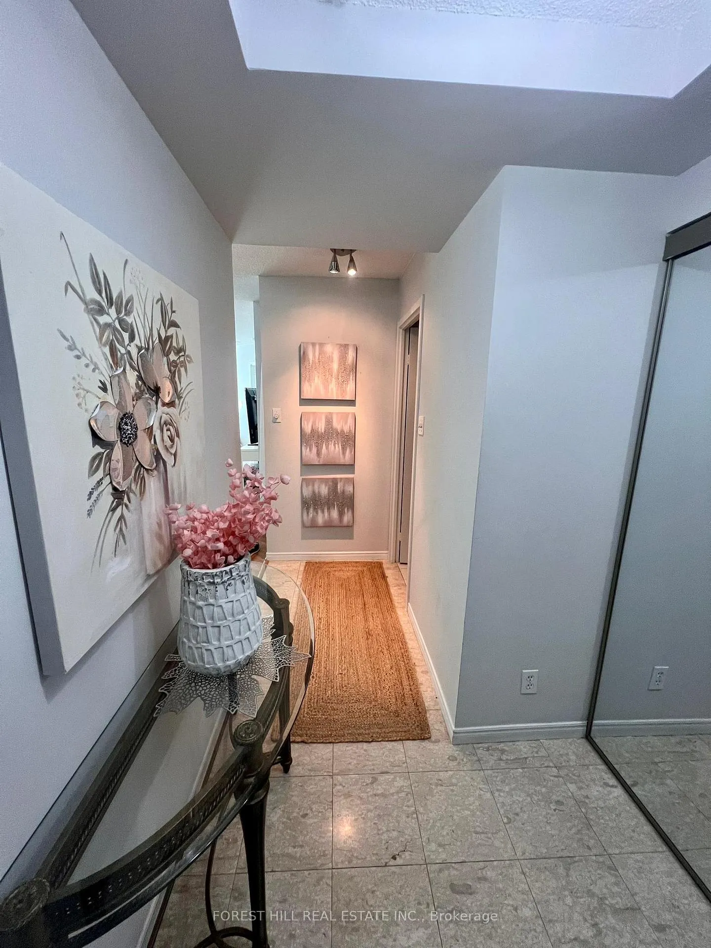 Photo 3 of Unit 2413, 10 Yonge Street, Toronto, Waterfront Communities — HOMEH