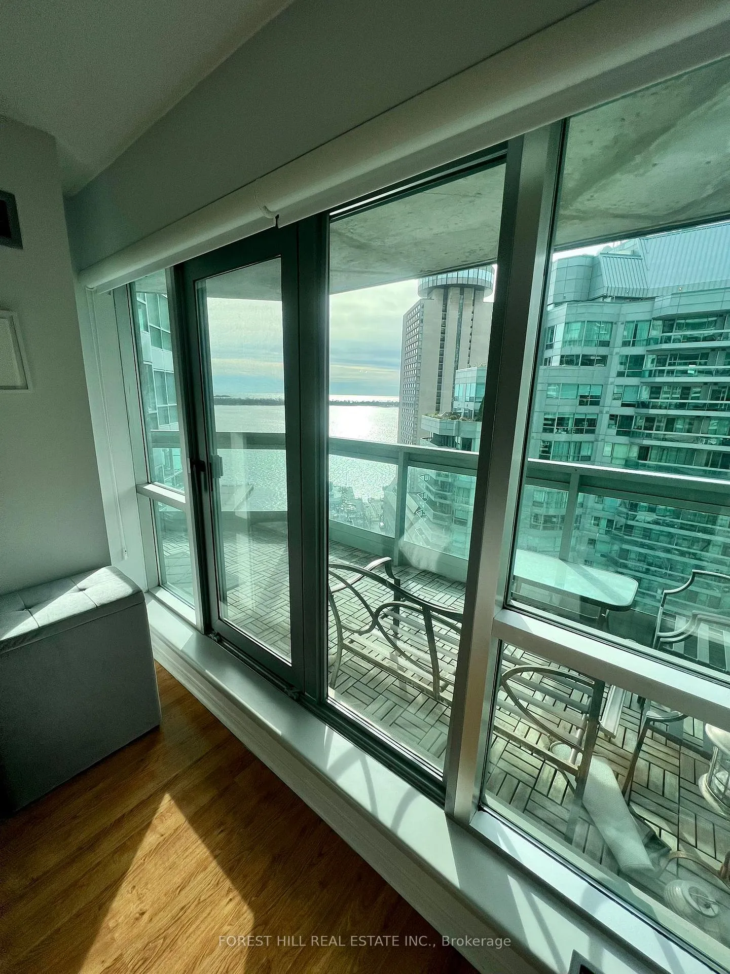 Photo 8 of Unit 2413, 10 Yonge Street, Toronto, Waterfront Communities — HOMEH