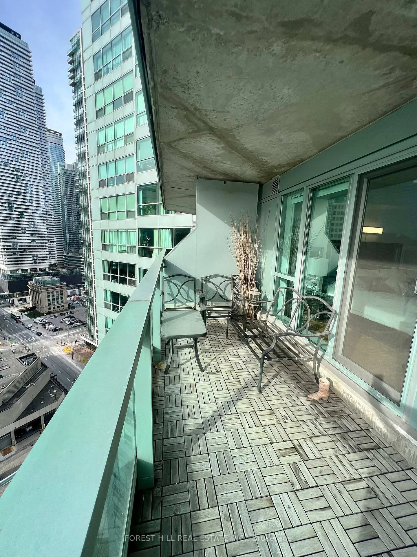 Photo 20 of Unit 2413, 10 Yonge Street, Toronto, Waterfront Communities — HOMEH
