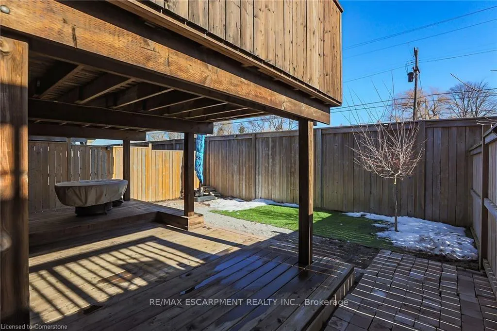 Photo 8 of Unit LOWER, 21 Thames Way, Hamilton, Mount Hope — HOMEH