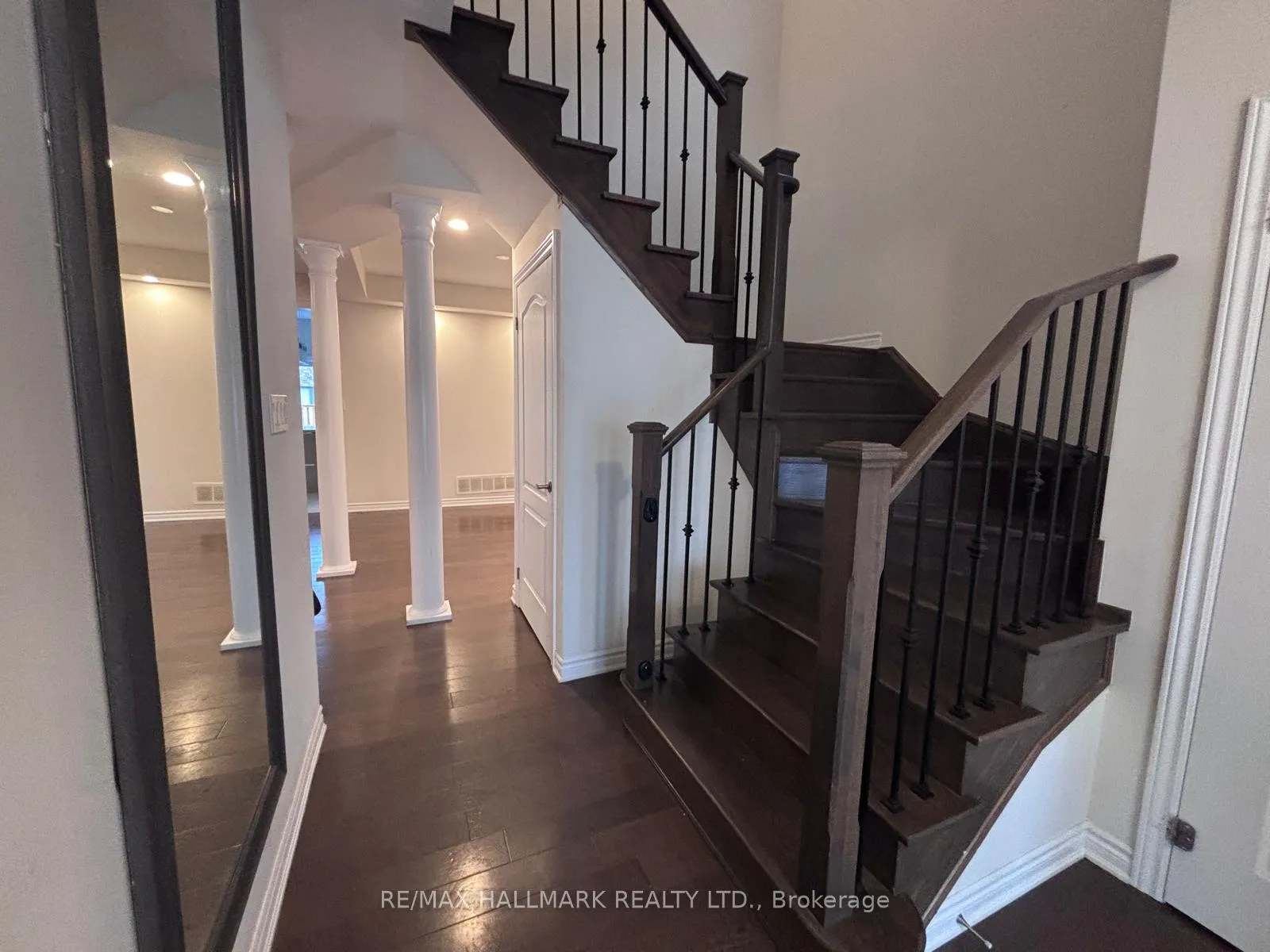 Photo 13 of 44 Jardine Street, Brock, Beaverton — HOMEH