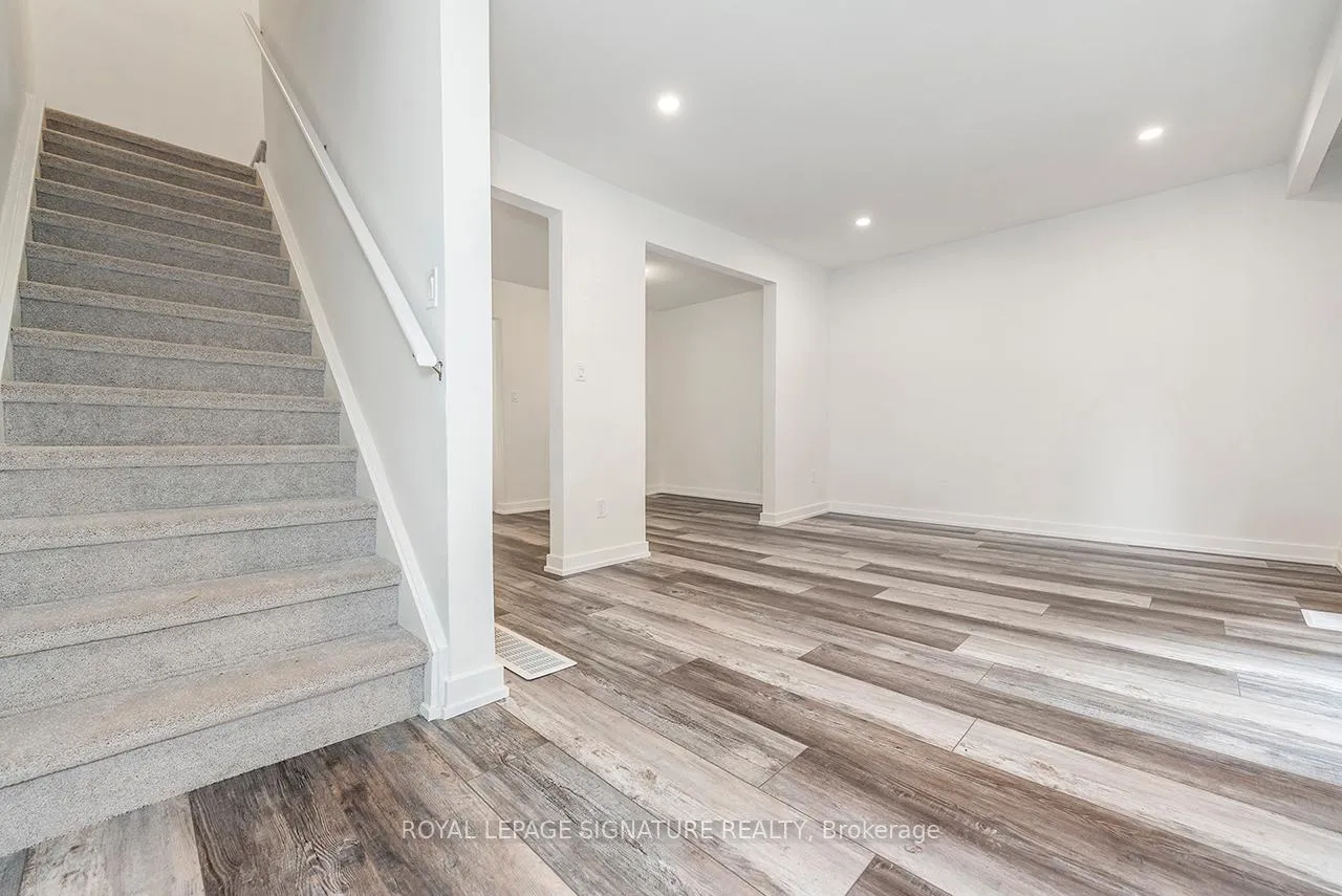 Photo 25 of 76 Woodman Drive N, Hamilton, Kentley — HOMEH