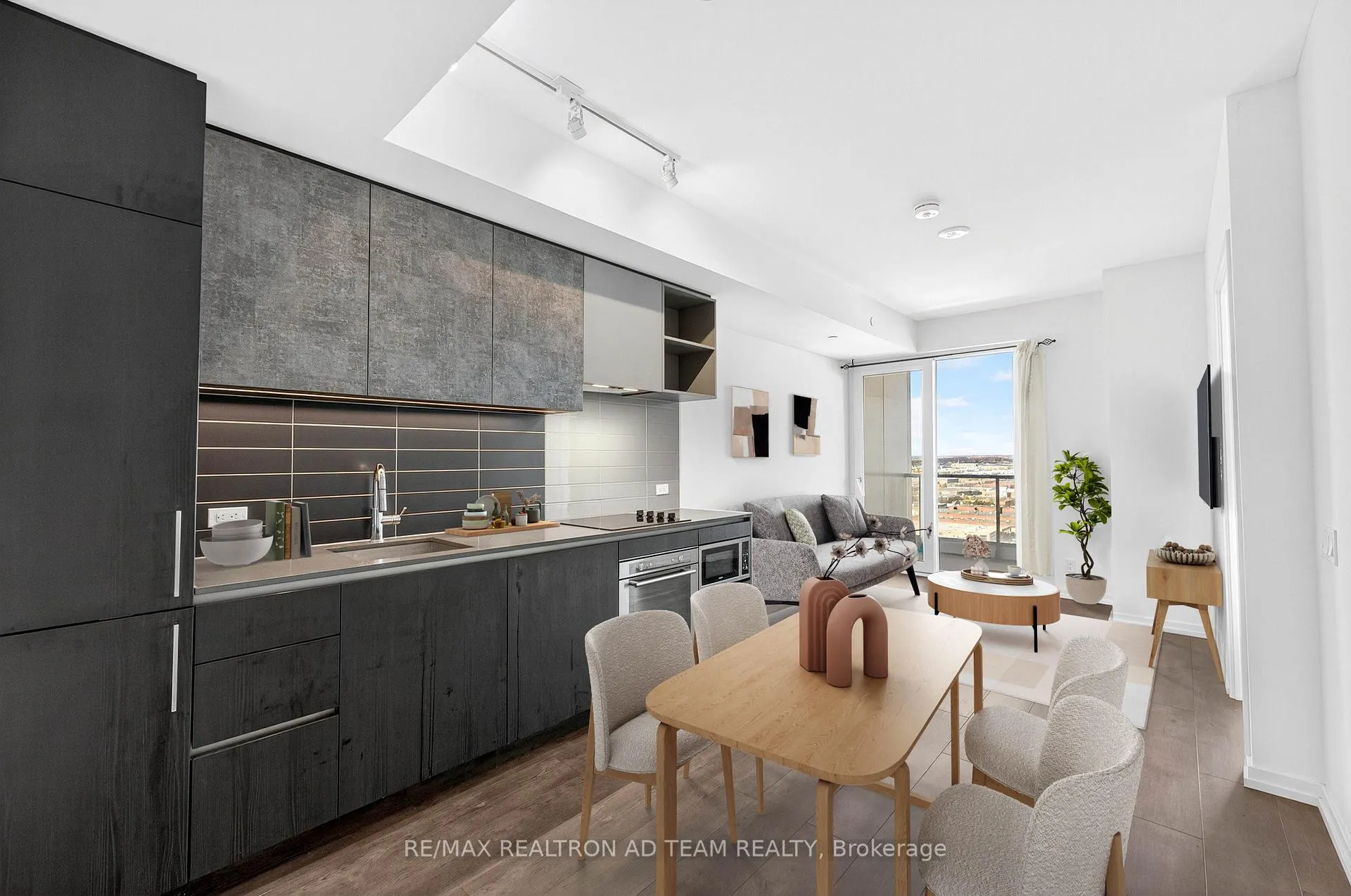 Photo 9 of Unit 1901, 1000 Portage Parkway, Vaughan, Concord — HOMEH