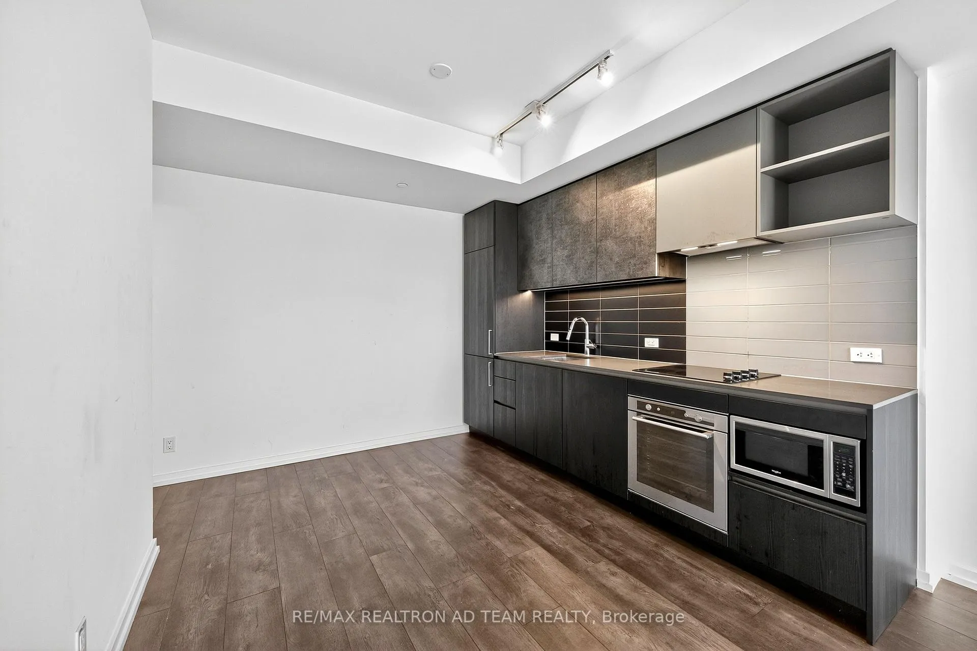 Photo 17 of Unit 1901, 1000 Portage Parkway, Vaughan, Concord — HOMEH