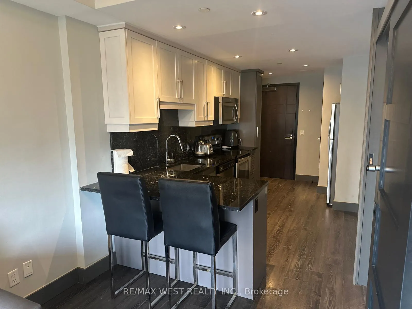Photo 4 of Unit 1407, 330 Phillip Street N, Waterloo — HOMEH