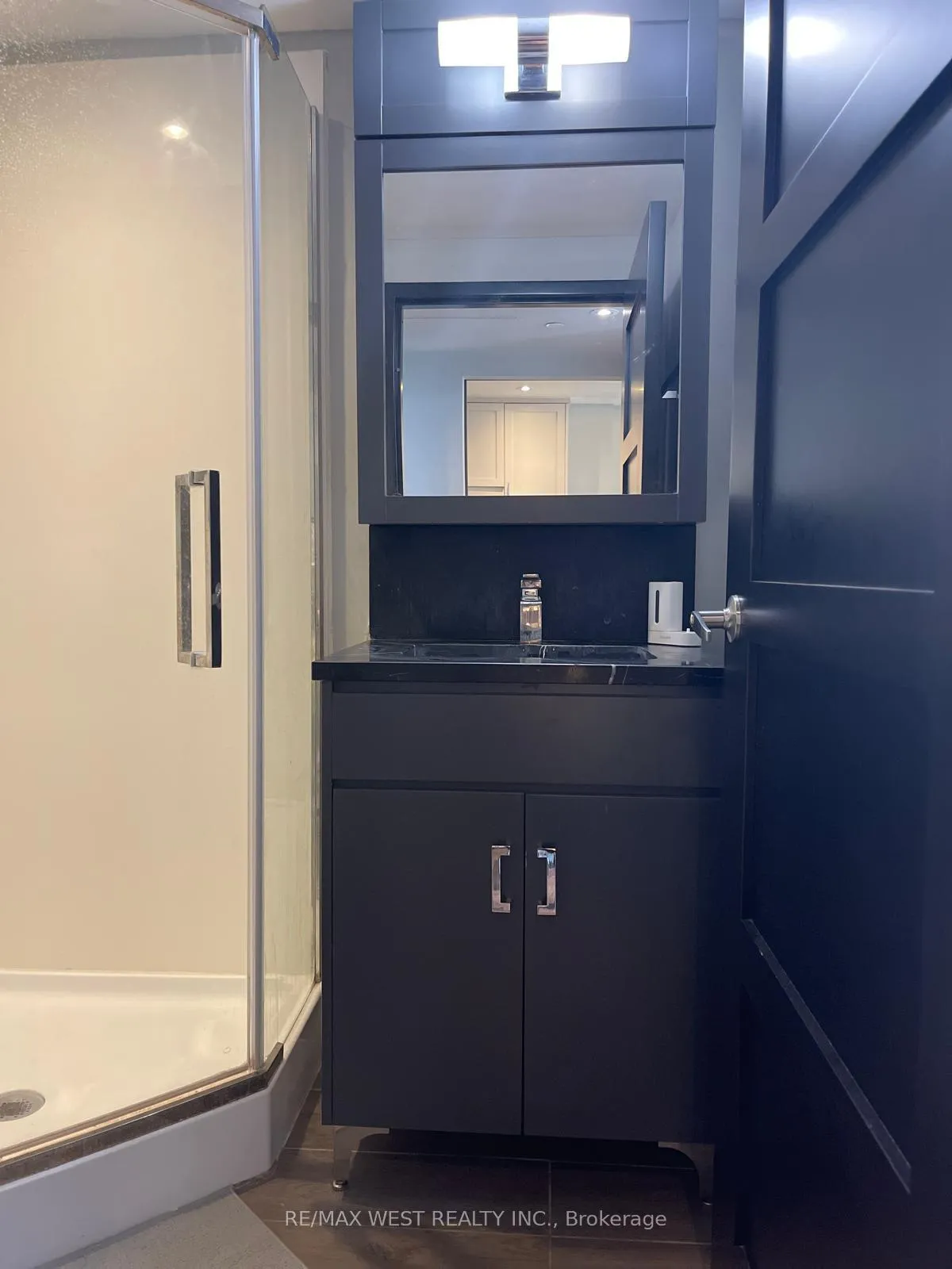 Photo 10 of Unit 1407, 330 Phillip Street N, Waterloo — HOMEH