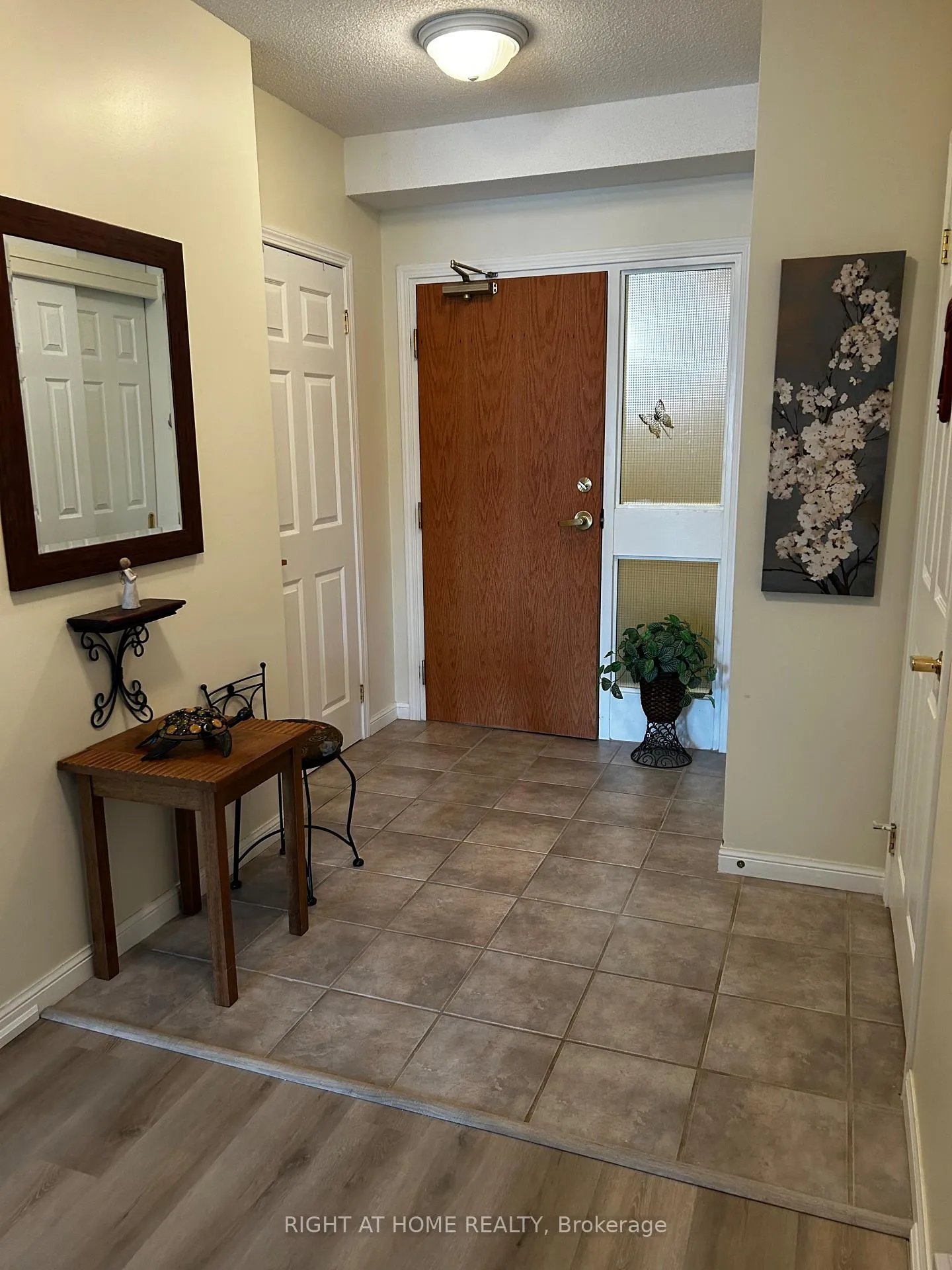 Photo 19 of Unit 202, 94 Dean Avenue, Barrie, Painswick South — HOMEH