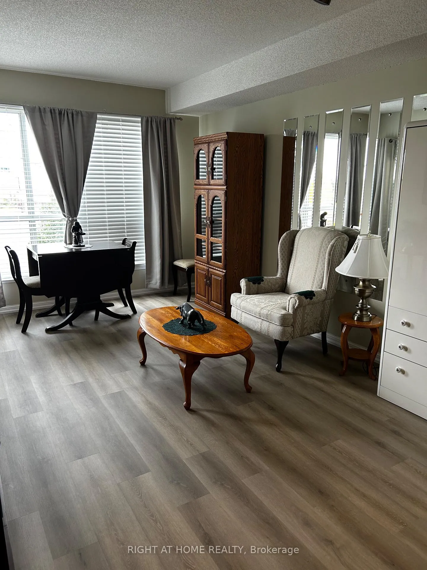 Photo 25 of Unit 202, 94 Dean Avenue, Barrie, Painswick South — HOMEH