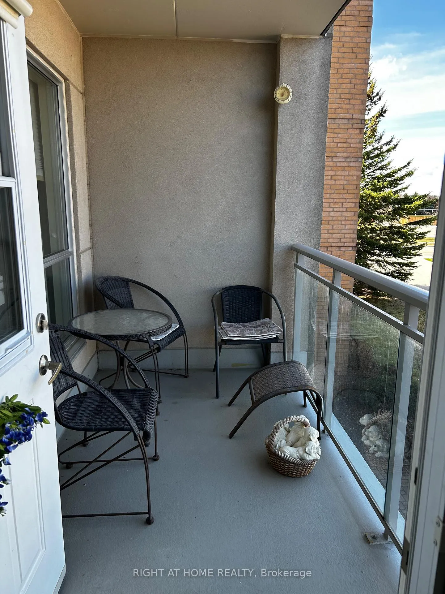 Photo 31 of Unit 202, 94 Dean Avenue, Barrie, Painswick South — HOMEH