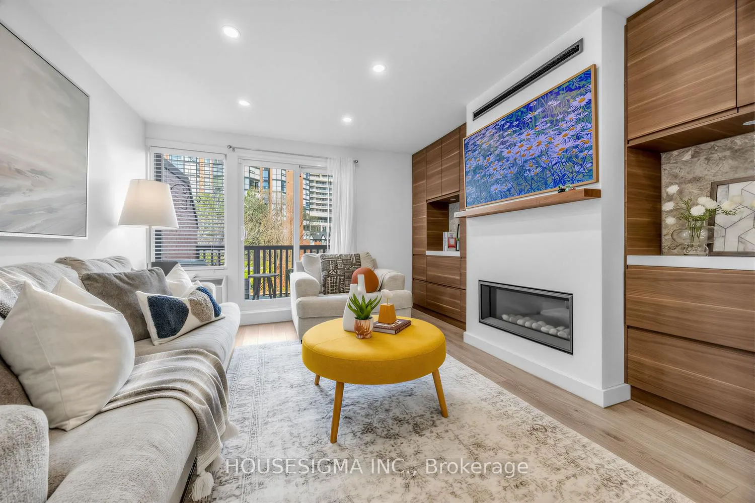 Photo 12 of Unit 47, 39 Tecumseth Street, Toronto, Niagara — HOMEH