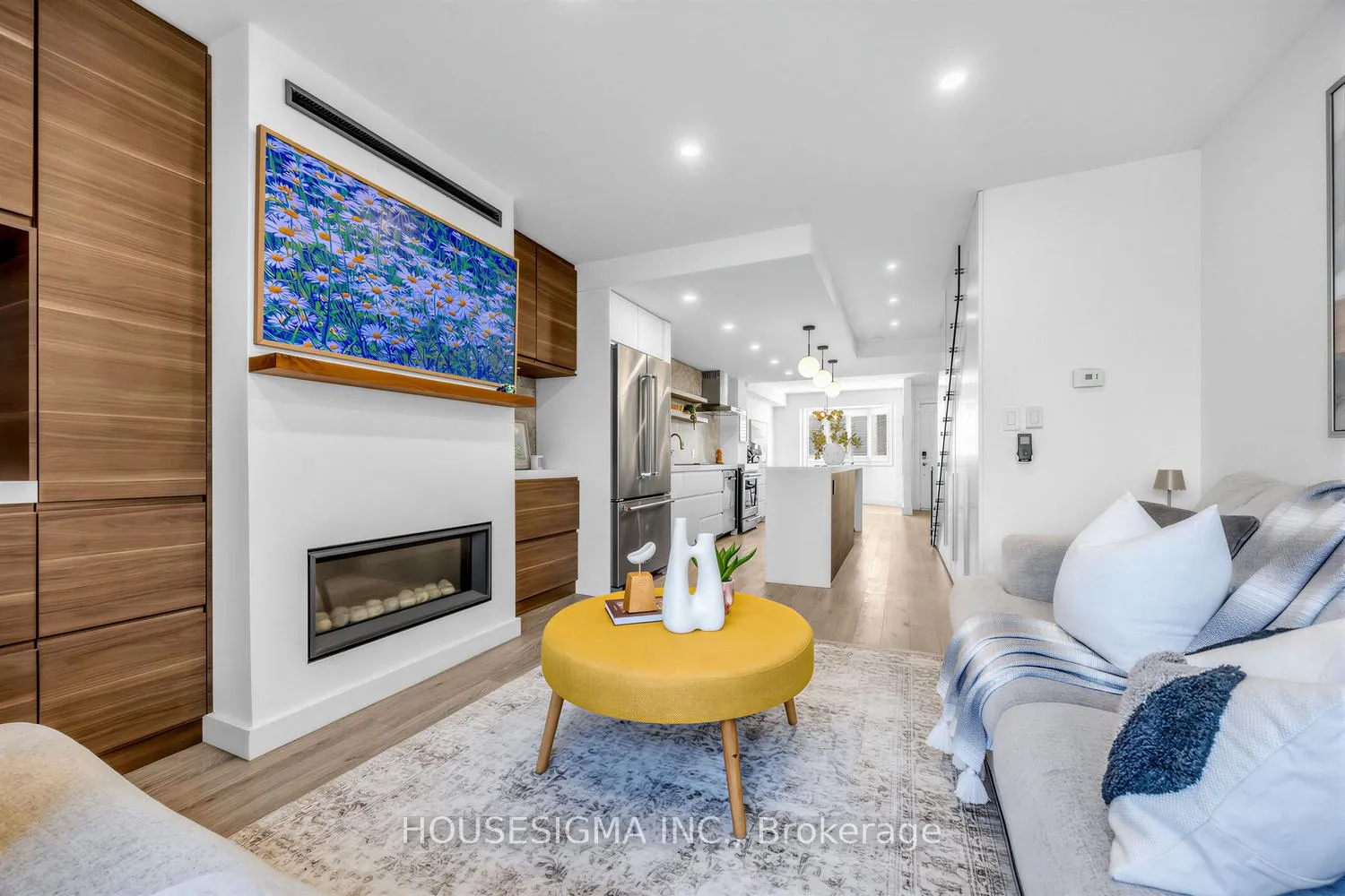 Photo 14 of Unit 47, 39 Tecumseth Street, Toronto, Niagara — HOMEH