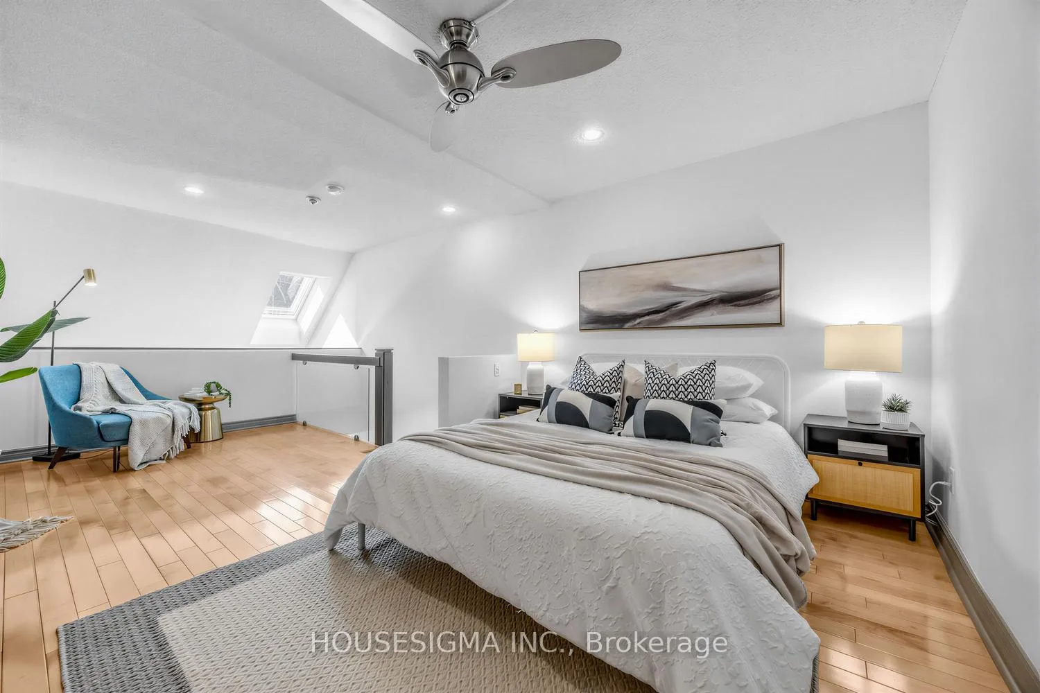 Photo 29 of Unit 47, 39 Tecumseth Street, Toronto, Niagara — HOMEH