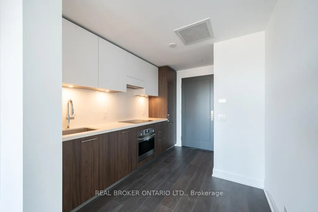 Photo 8 of Unit 1302, 33 Frederick Todd Way, Toronto, Thorncliffe Park — HOMEH