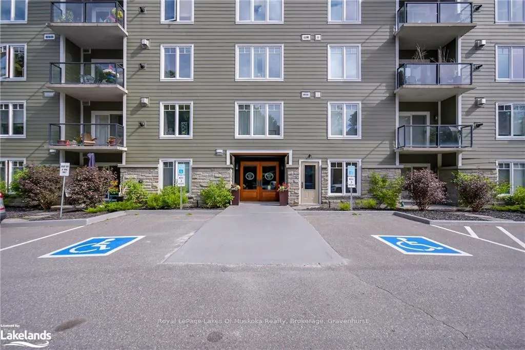 Photo 8 of Unit 207, 391 James Street W, Gravenhurst, Muskoka (S) — HOMEH
