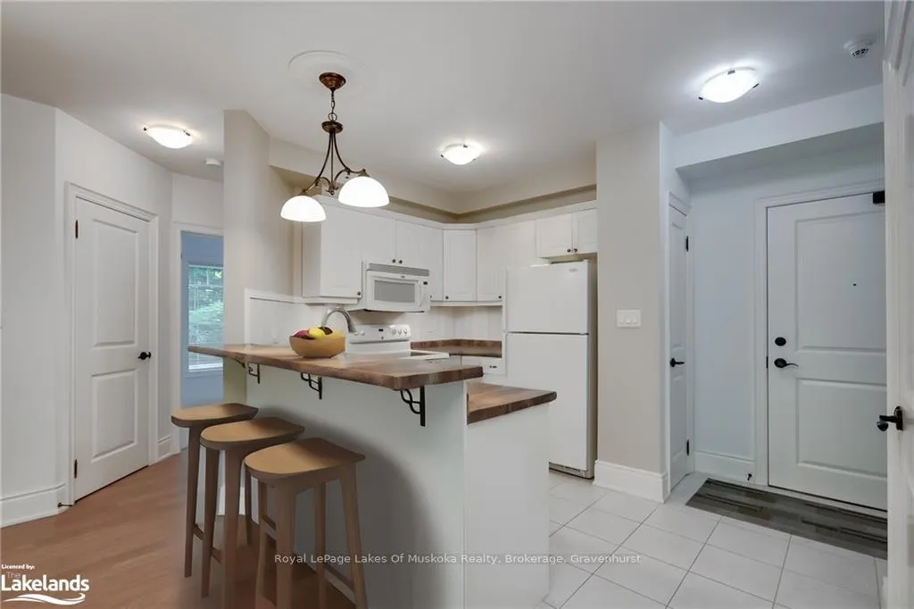 Photo 16 of Unit 207, 391 James Street W, Gravenhurst, Muskoka (S) — HOMEH