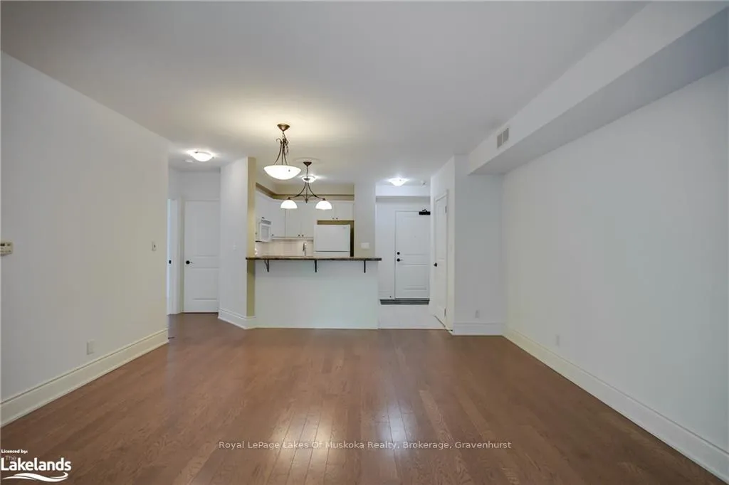 Photo 18 of Unit 207, 391 James Street W, Gravenhurst, Muskoka (S) — HOMEH