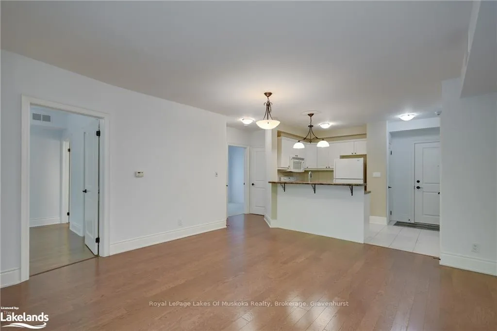 Photo 19 of Unit 207, 391 James Street W, Gravenhurst, Muskoka (S) — HOMEH