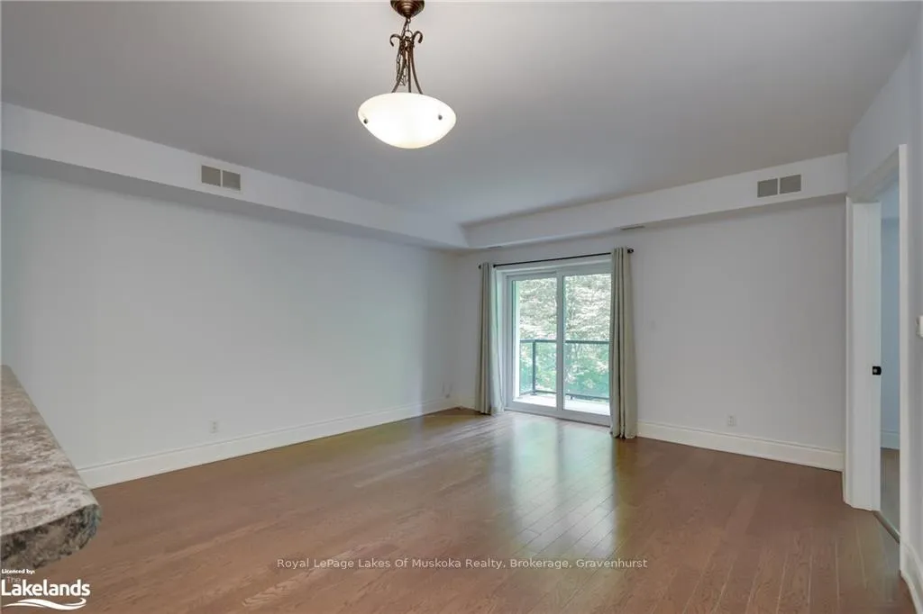 Photo 21 of Unit 207, 391 James Street W, Gravenhurst, Muskoka (S) — HOMEH