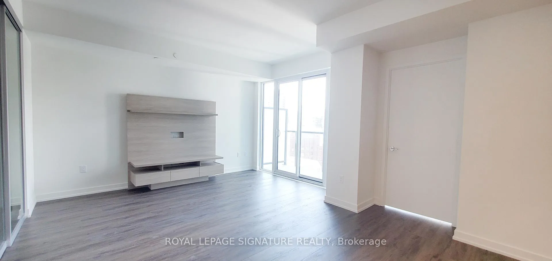 Photo 5 of Unit 1210, 158 Front Street E, Toronto, Moss Park — HOMEH