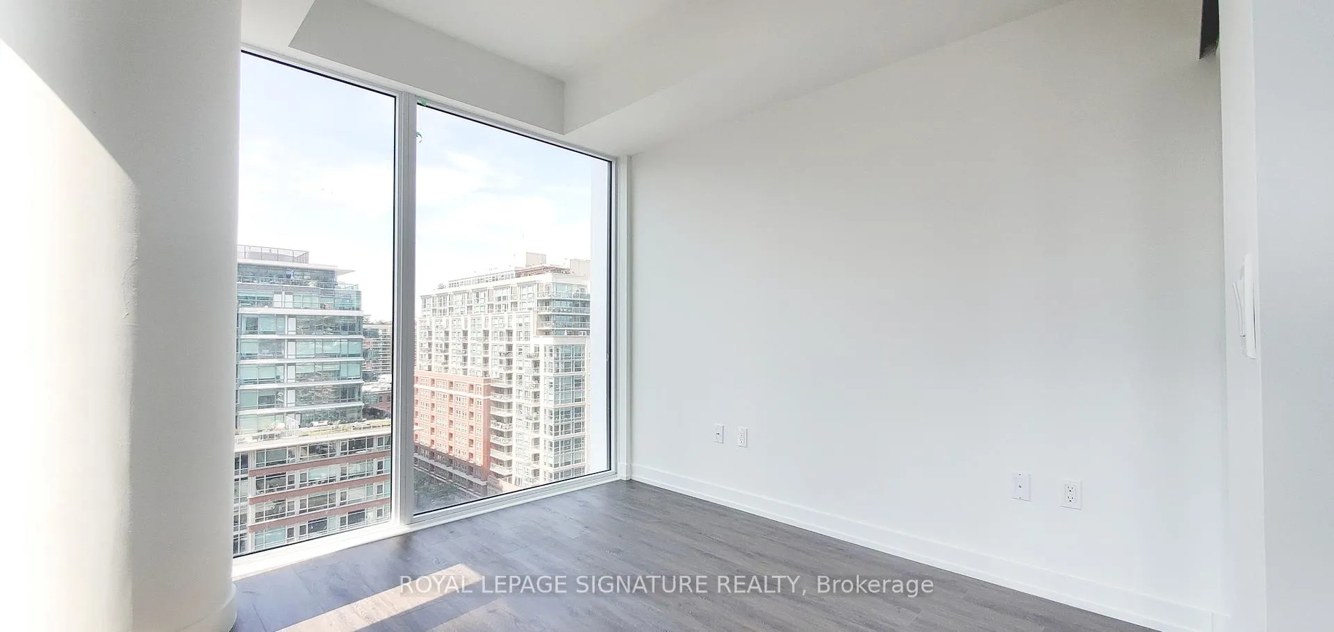Photo 11 of Unit 1210, 158 Front Street E, Toronto, Moss Park — HOMEH