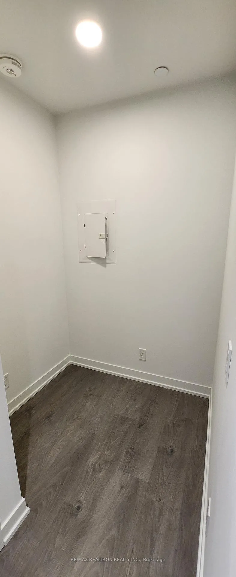 Photo 5 of Unit 1906, 39 Mary Street, Barrie, City Centre — HOMEH