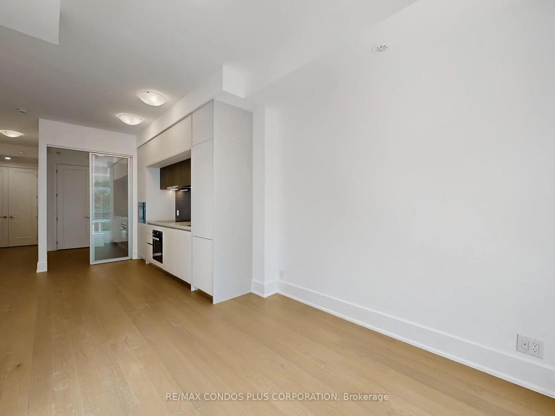 Photo 10 of Unit 201, 800 Broadview Avenue, Toronto, Playter Estates-Danforth — HOMEH