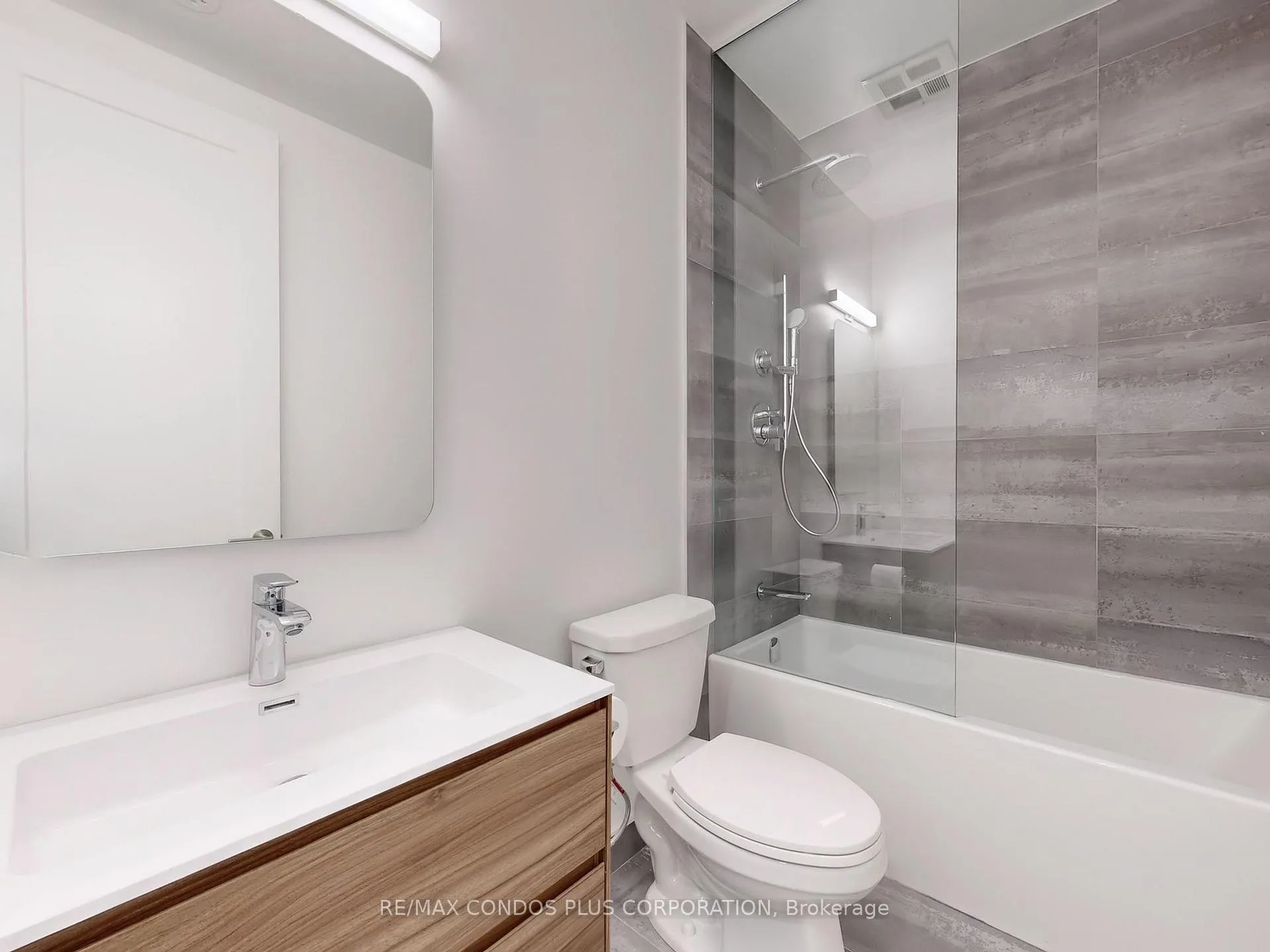 Photo 23 of Unit 201, 800 Broadview Avenue, Toronto, Playter Estates-Danforth — HOMEH