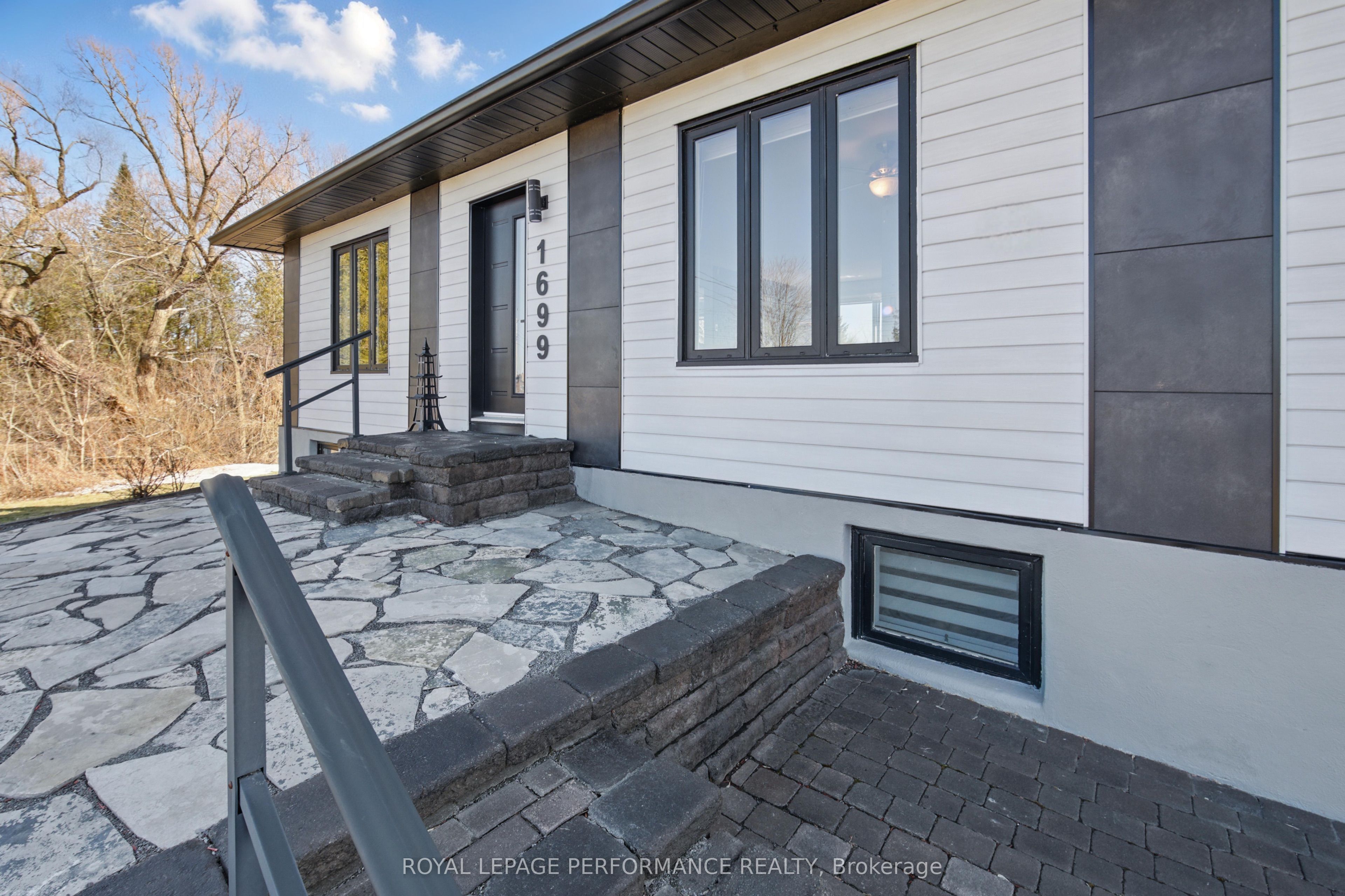 Photo 29 of 1699 Bay Road, Champlain, Champlain Twp — HOMEH