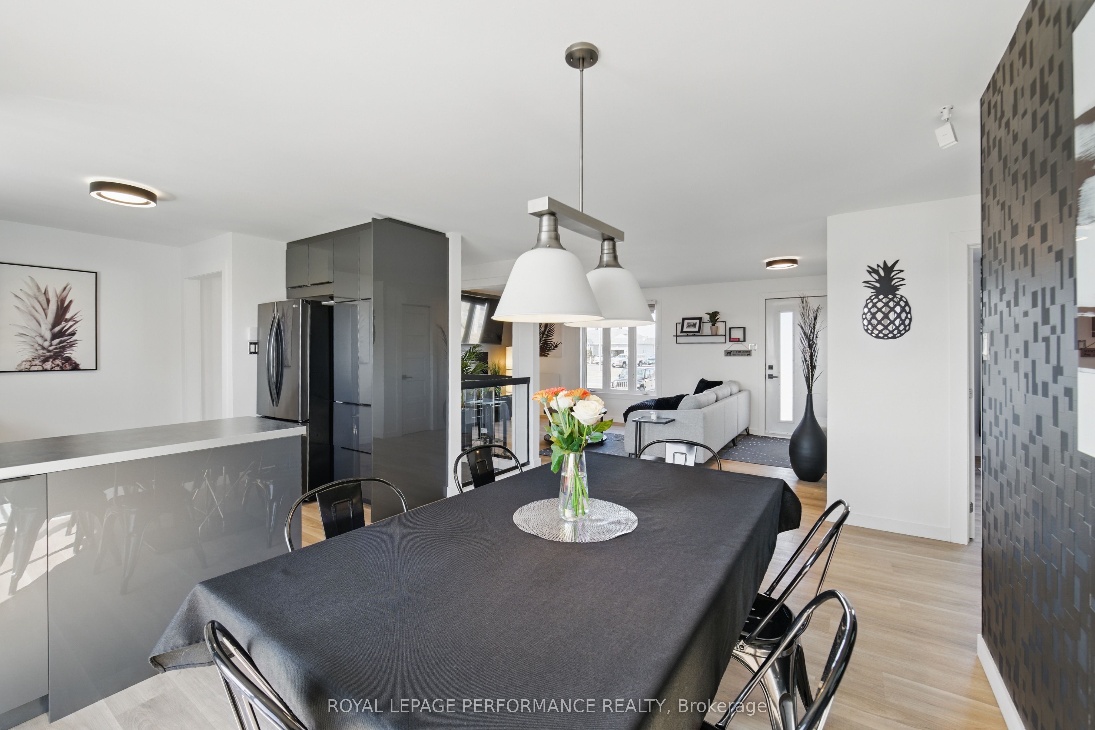 Photo 7 of 1699 Bay Road, Champlain, Champlain Twp — HOMEH