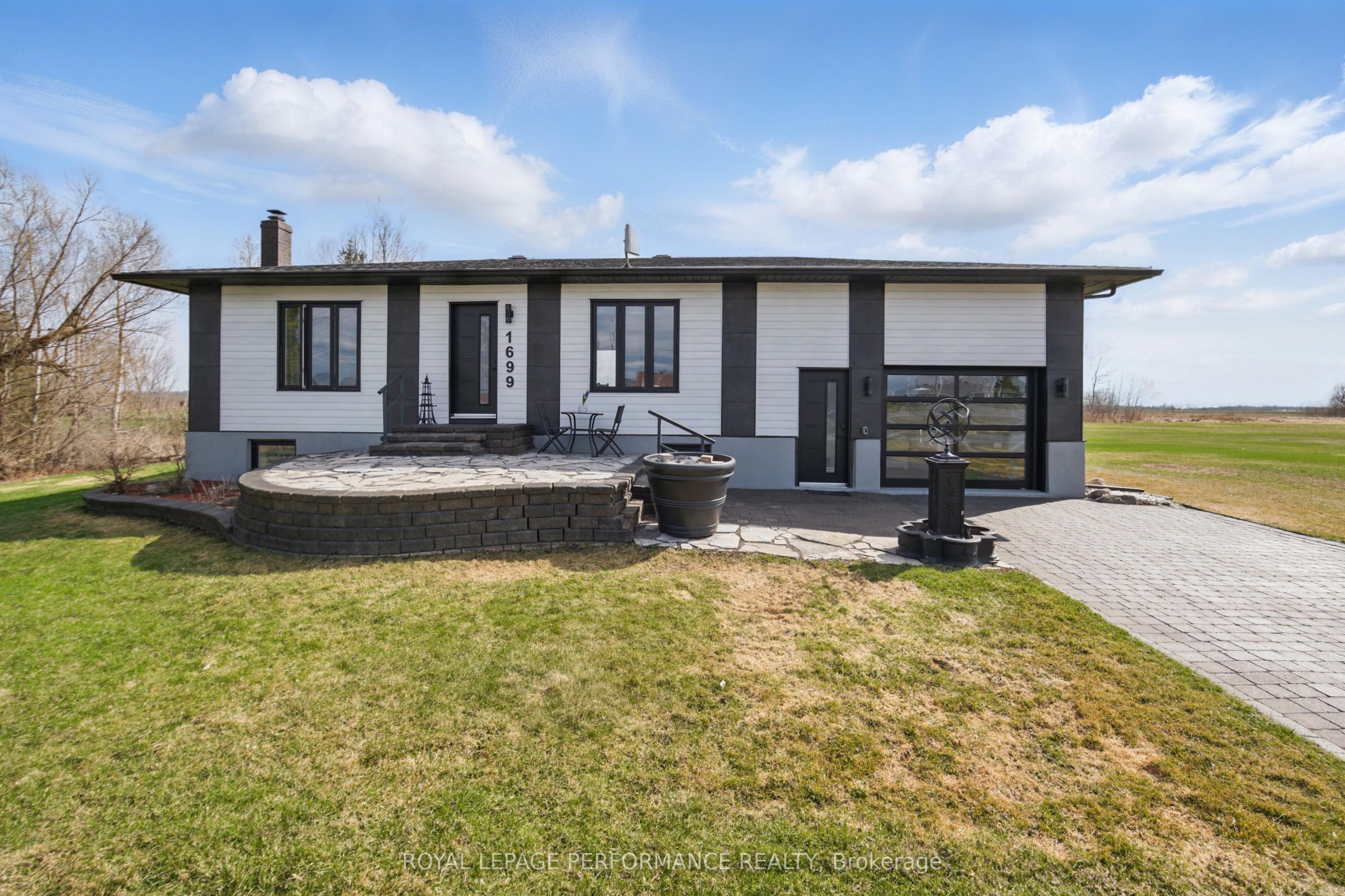 Photo 1 of 1699 Bay Road, Champlain, Champlain Twp — HOMEH