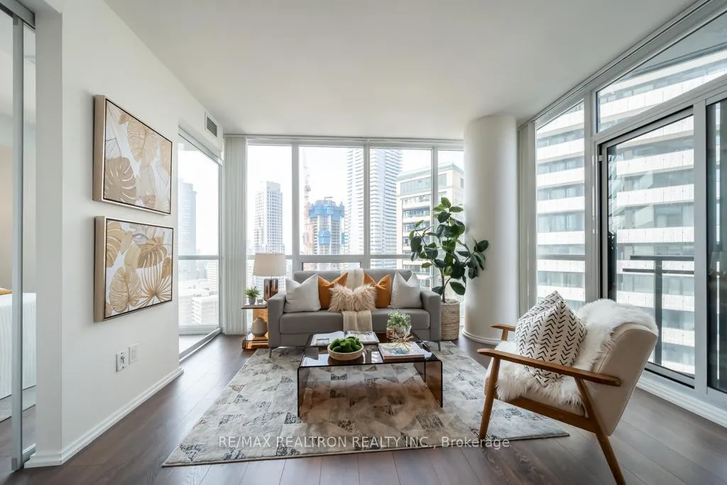 Photo 3 of Unit 3307, 45 Charles Street E, Toronto, Church-Yonge Corridor — HOMEH