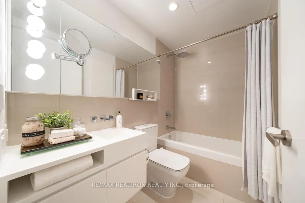 Photo 19 of Unit 3307, 45 Charles Street E, Toronto, Church-Yonge Corridor — HOMEH