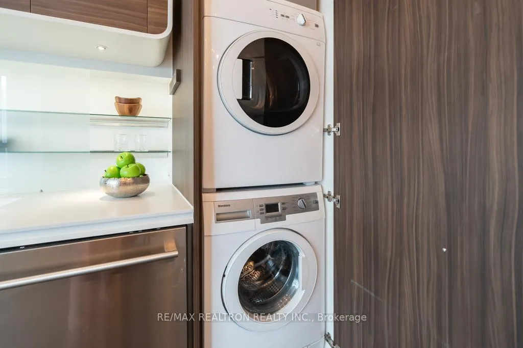 Photo 21 of Unit 3307, 45 Charles Street E, Toronto, Church-Yonge Corridor — HOMEH