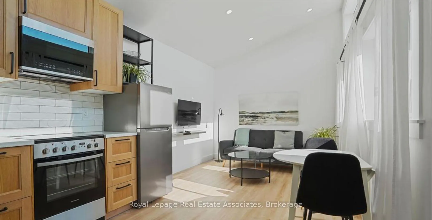 Photo 1 of Unit 3, 45 Bond Street, Kitchener — HOMEH
