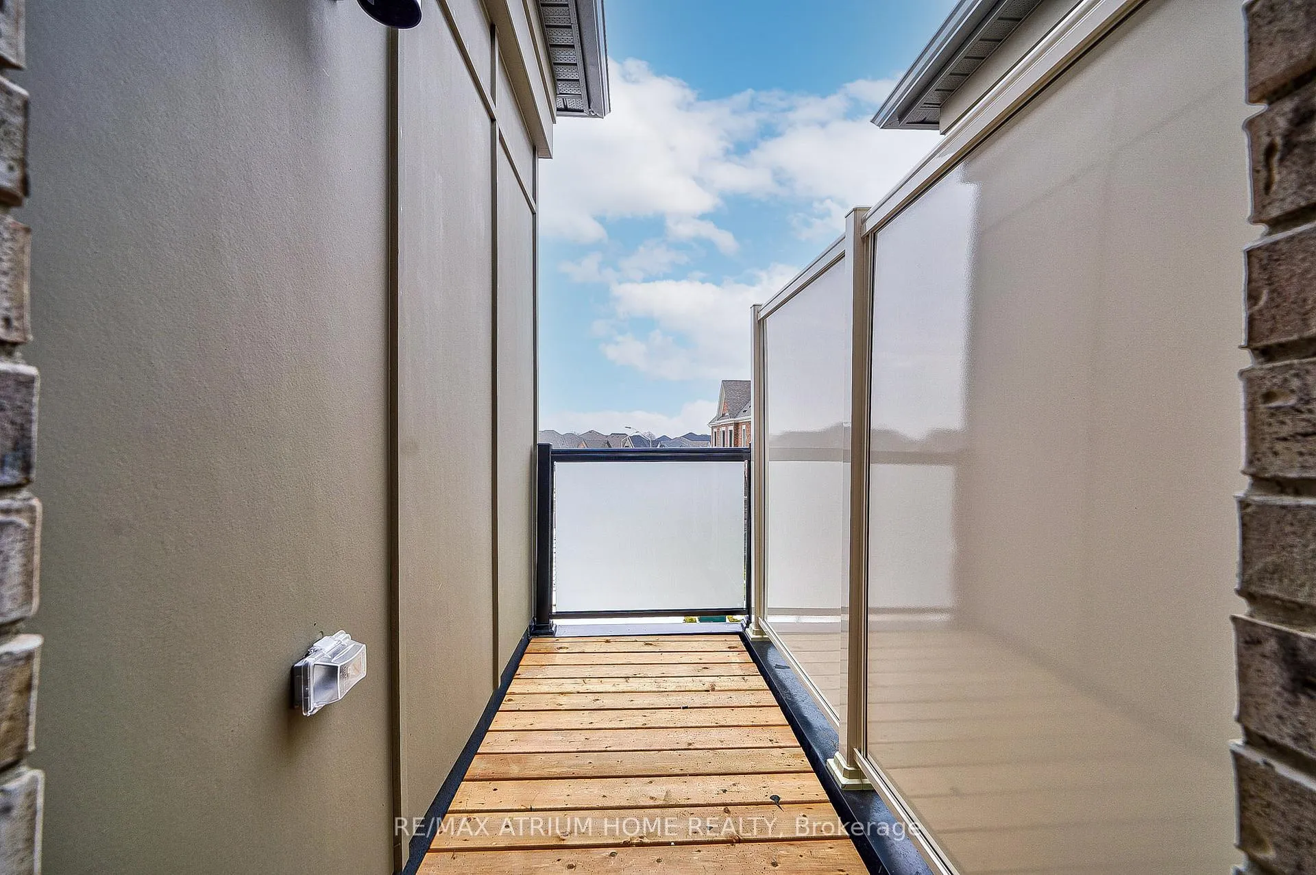 Photo 27 of 4 Thomas Frisby Jr. Crescent, Markham, Victoria Square — HOMEH